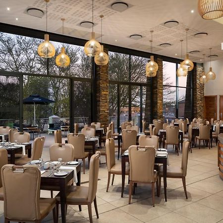 Premier Hotel Midrand Eksteriør billede