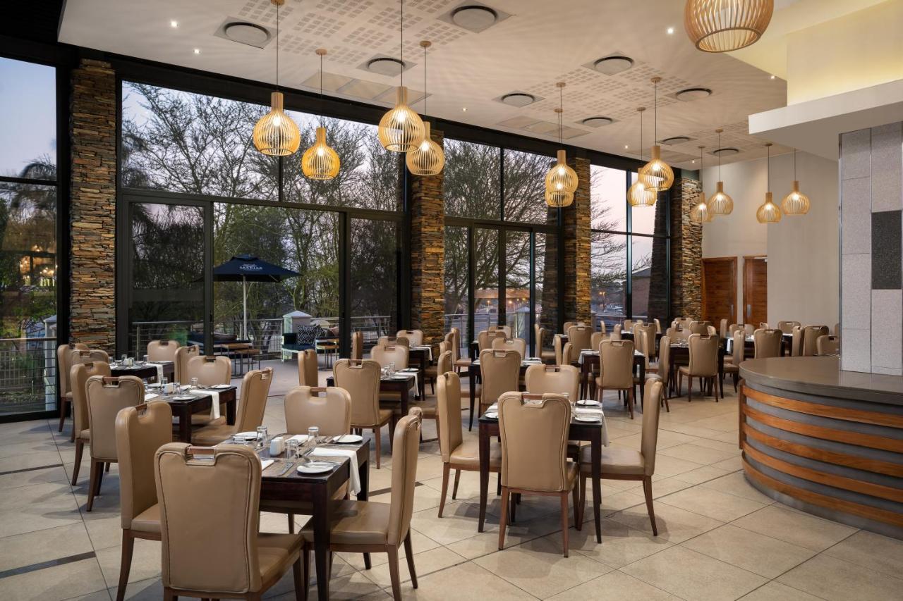 Premier Hotel Midrand Eksteriør billede