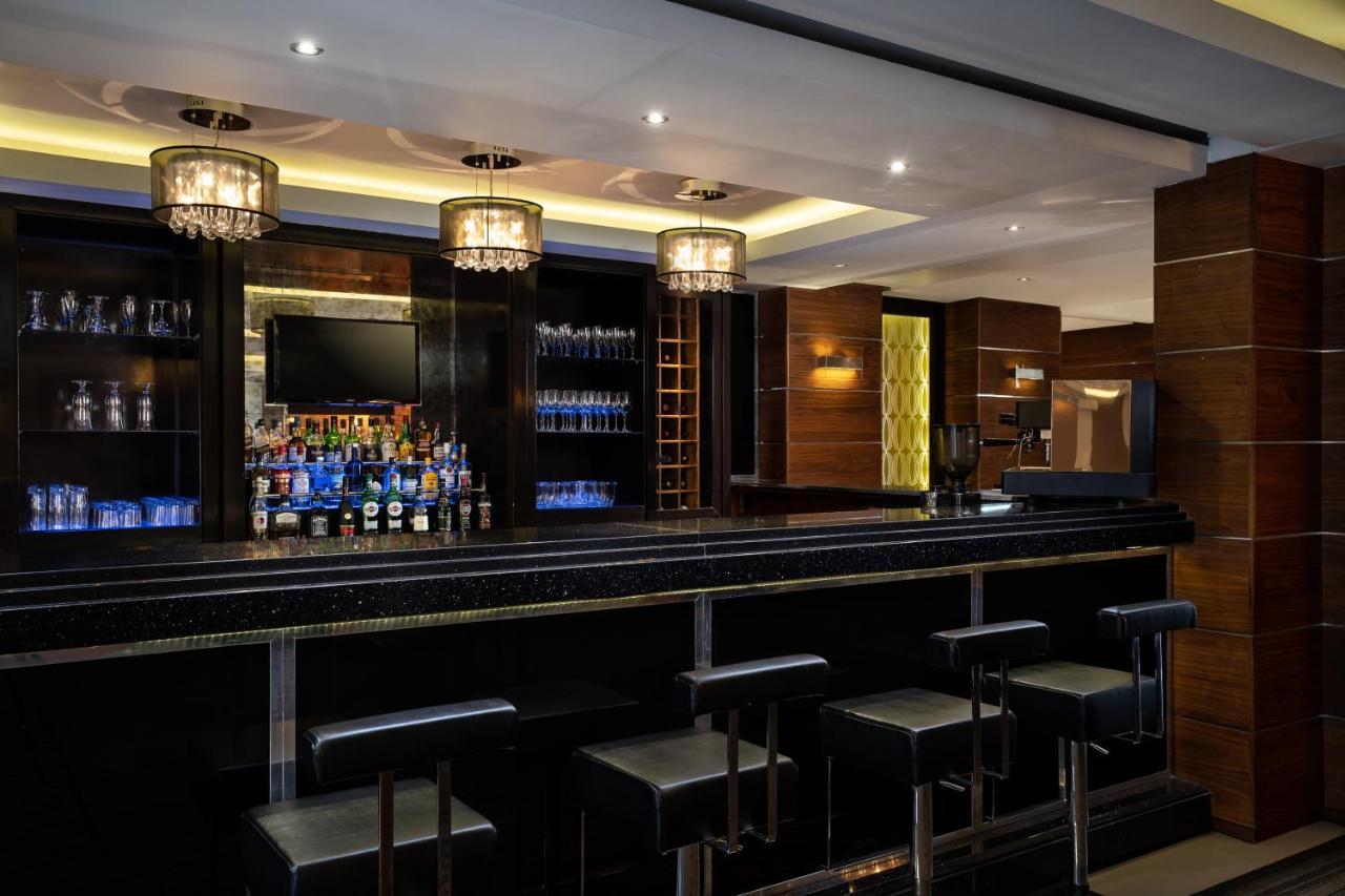Premier Hotel Midrand Eksteriør billede
