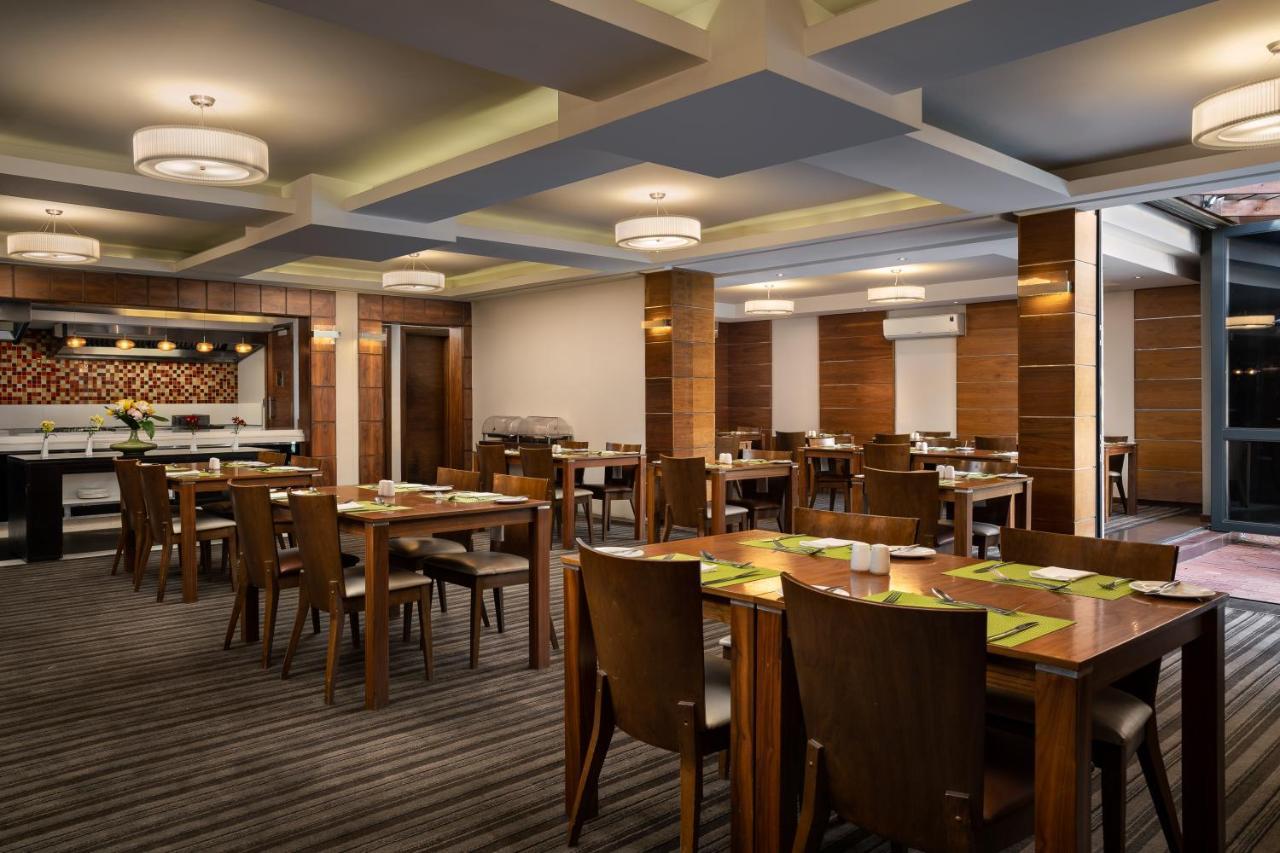 Premier Hotel Midrand Eksteriør billede