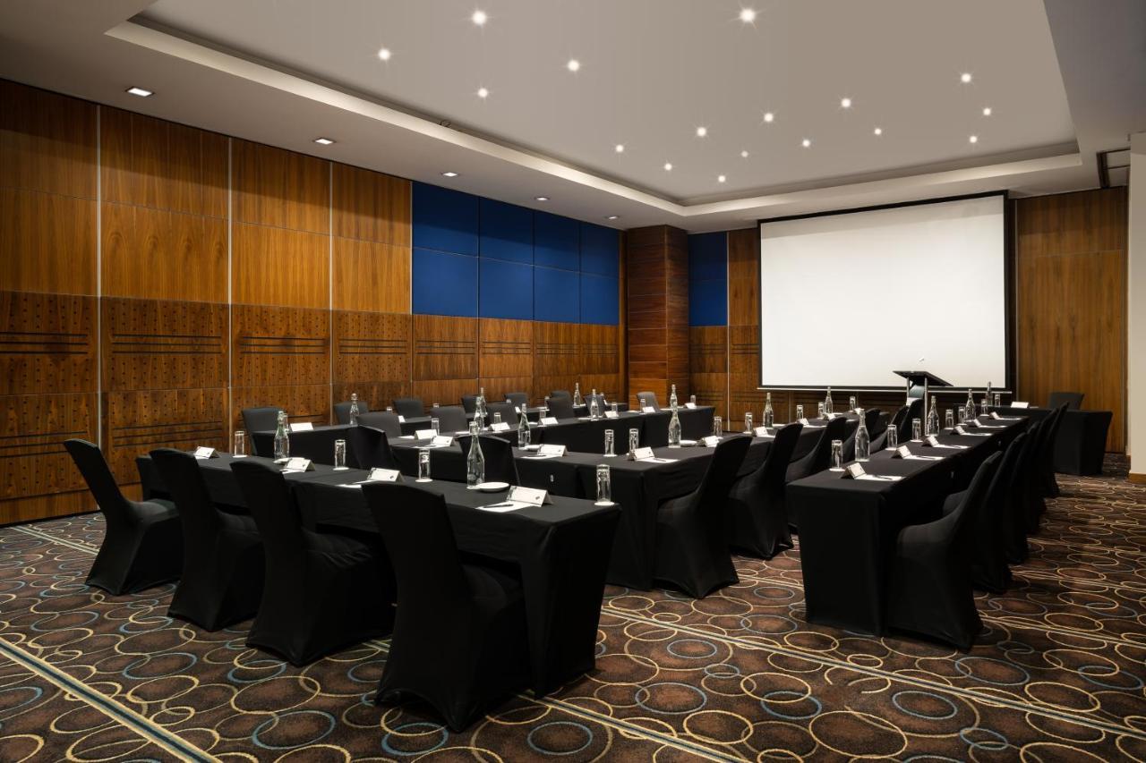 Premier Hotel Midrand Eksteriør billede